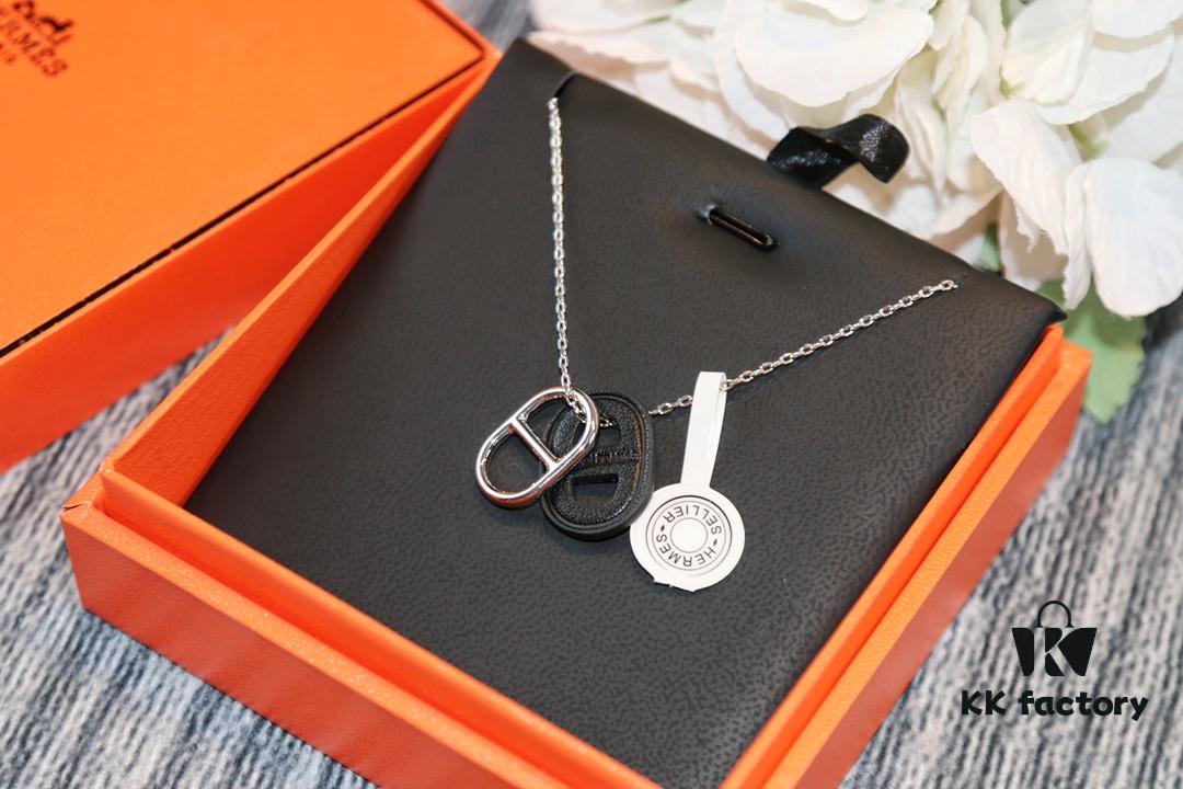 692fc9a999f2d84055c89180 Hermès-Inspired Necklace, SEIKO Version, Fashionable Designer Brand, Genuine Leather Craftsmanship, Gold-Tone Material