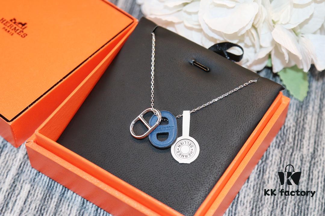 692fc9aa99f2d84055c89184 Hermès-Inspired Necklace, SEIKO Version, Fashionable Designer Brand, Genuine Leather Craftsmanship, Gold-Tone Material
