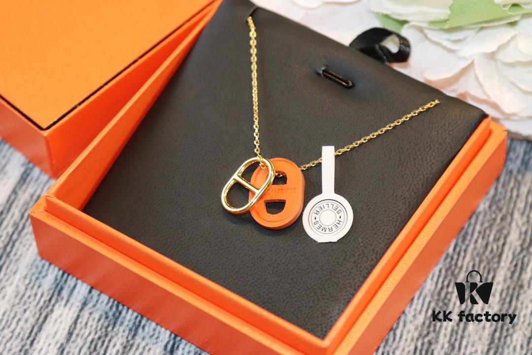 692fc9ad99f2d84055c89189 Heritage Edition. Fashionable and Trendy Top Designer Brand Hermes Lock Necklace Genuine Leather Craft with Gold-Plated Material