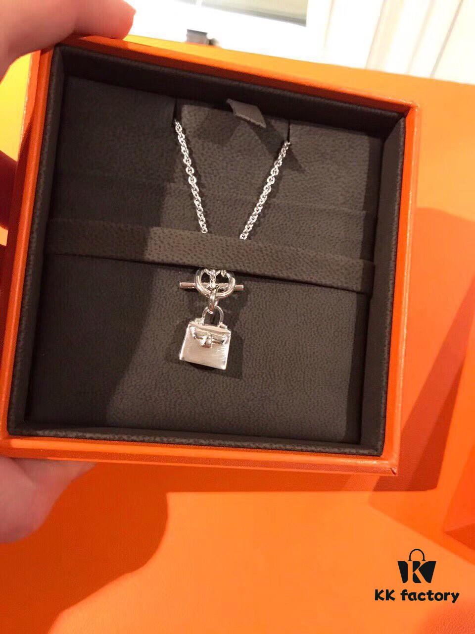 Hermes Kelly Bag Pendant Necklace in 925 Sterling Silver, Original Design, Stylish and Versatile