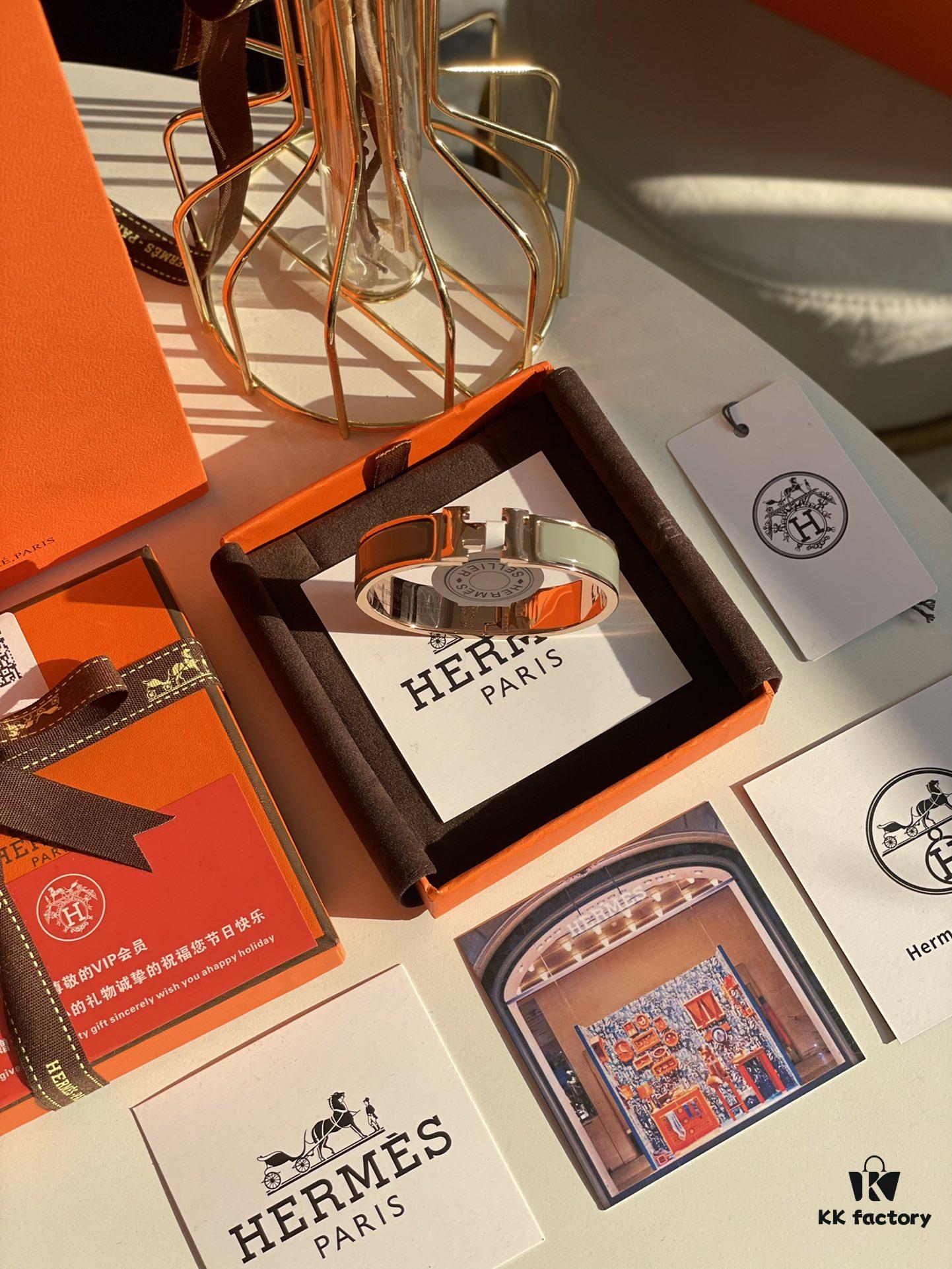 692fc9cd99f2d84055c891ad Hermès Overseas Points Member Gift HERMES | Pop H Collection ✨ Rose Gold Elephant Gray Bracelet Classic H Clasp Timeless Design