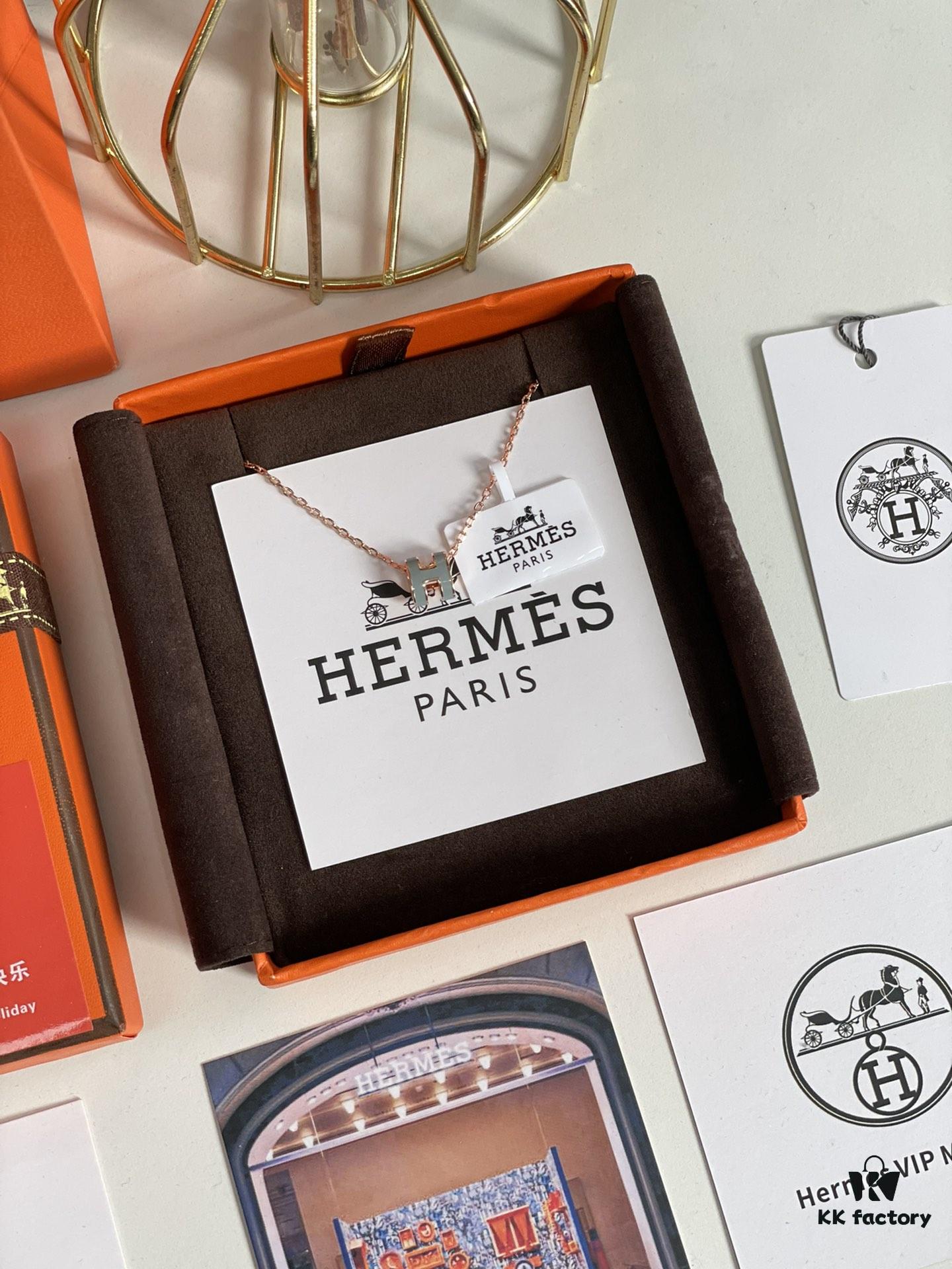Hermes Overseas Points Member Gift | Pop H Collection ✨ Rose Gold Elephant Grey [Mini Size] | Classic H Lock, Timeless Design 🥰 | Clear Engraving on Bottom, Exquisite Craftsmanship | Includes Identity Strap, Points Card, Label, and Full Packaging