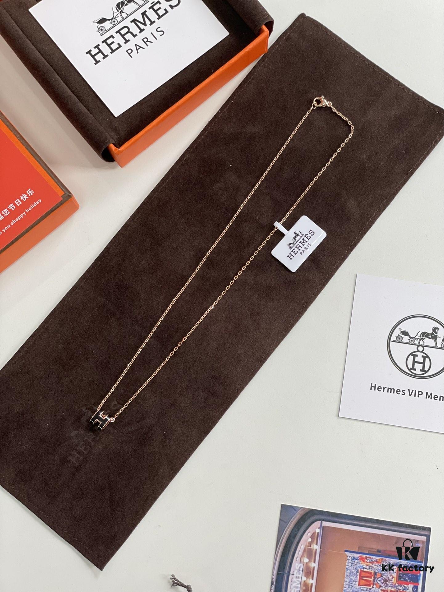 692fc9f199f2d84055c891d6 Hermes Overseas Points Member Gift | Pop H Collection ✨ Rose Gold with Black Linlang Mini Size | Classic H Buckle, Timeless Design 🥰 Clear Engraving at Bottom, Linlang Craftsmanship | Includes Identity Strap, Points Card, Labels, Full Packaging