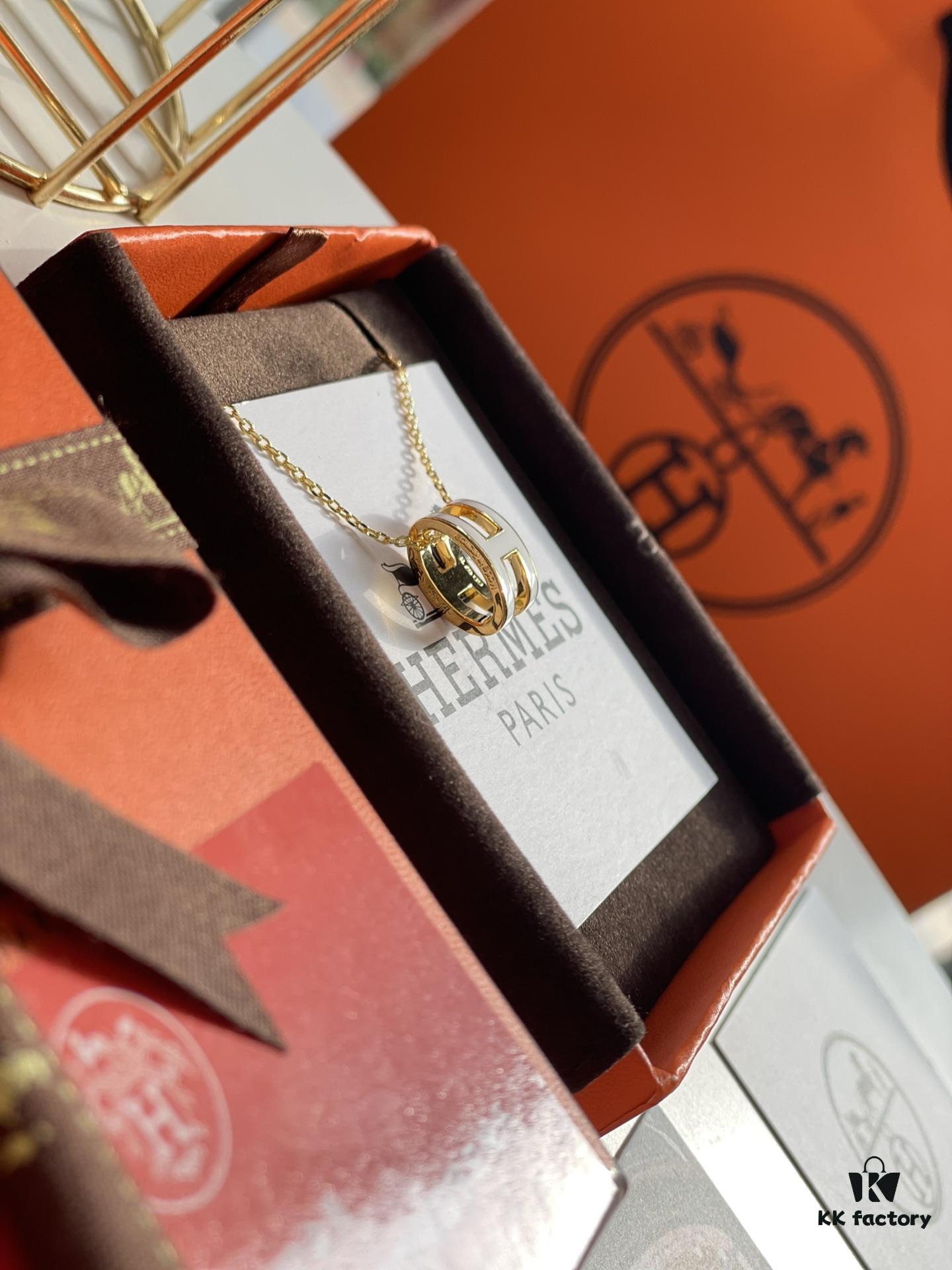 692fc9fb99f2d84055c891e1 Hermes Overseas Points Member Gift HERMES | Pop H Collection ✨ Classic H Buckle, Timeless Design 🥰 Clear Engraving at Bottom, Gold Milkshake White, Identity Strap, Points Card, Tags, Full Packaging