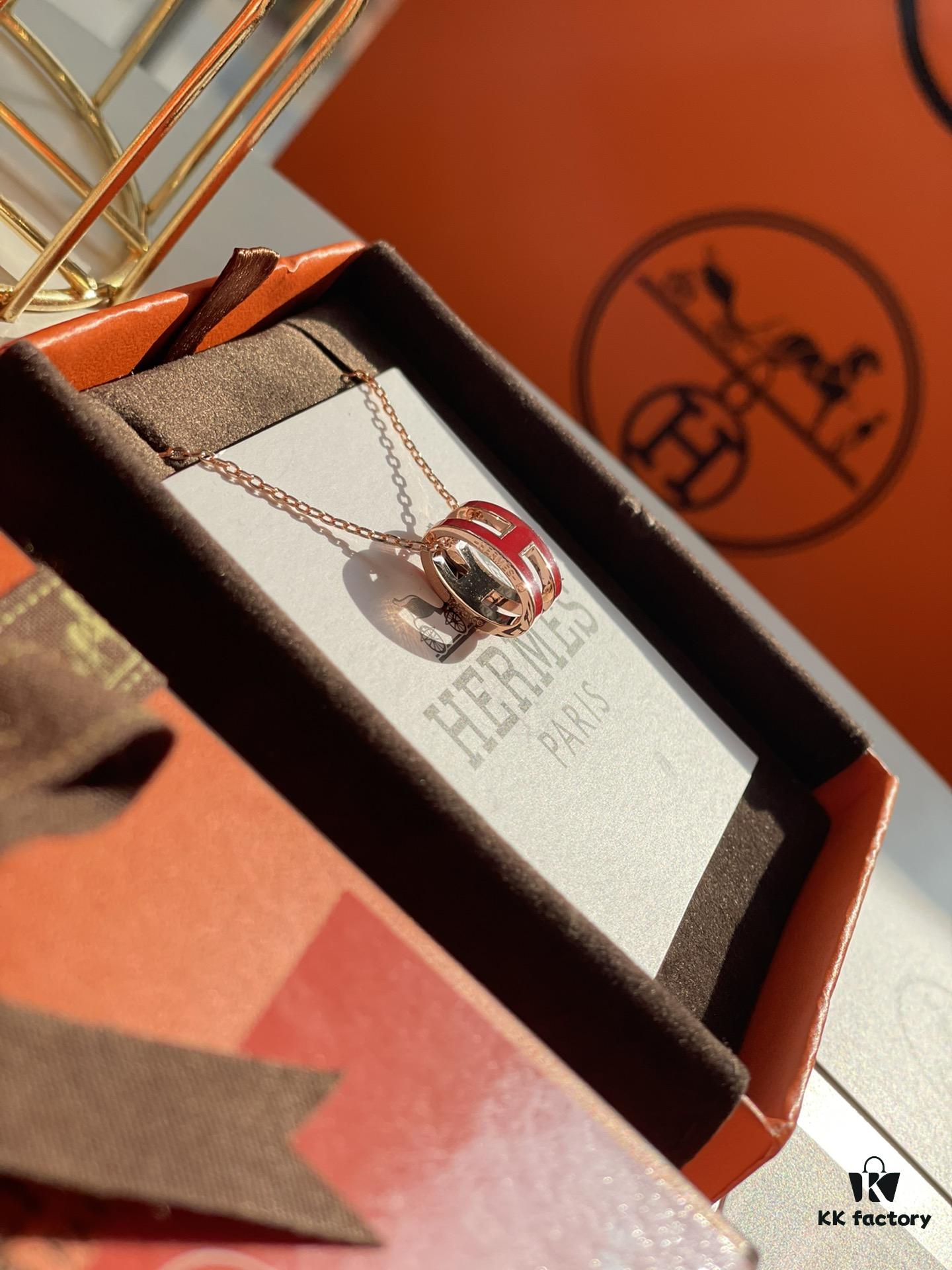 692fca0c99f2d84055c891f2 Hermes Overseas Points Member Gift HERMES | Pop H Collection ✨ Classic H Buckle, Timeless Design 🥰 Clear Engraving at Bottom, Rose Gold with Festive Red Color, Identity Strap, Points Card, Tags, Full Packaging