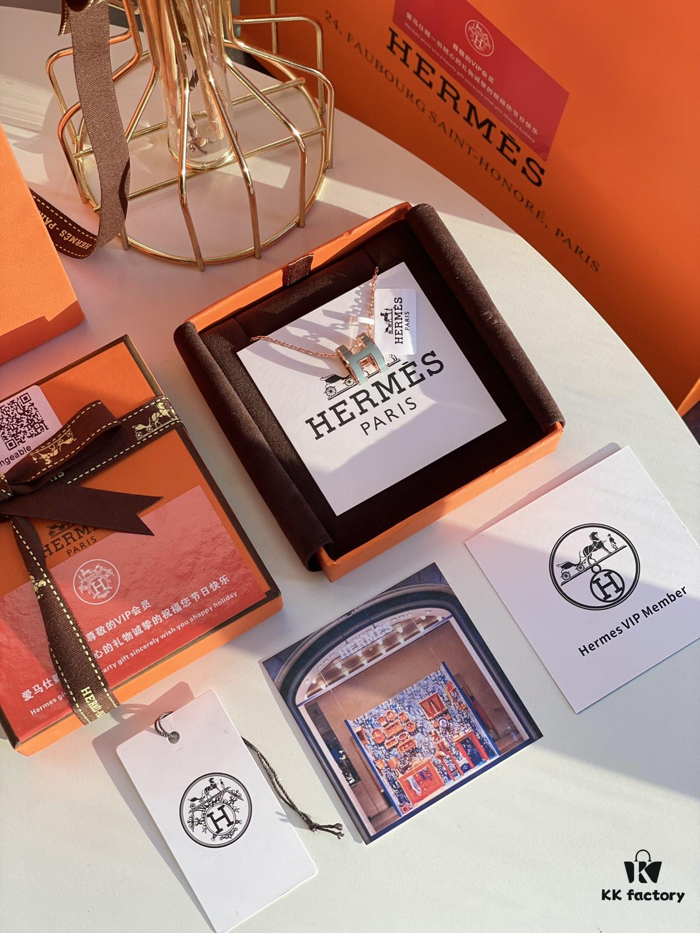 692fca1499f2d84055c891fb Hermes Overseas Points Member Gift HERMES | Pop H Collection ✨ Classic H Buckle, Timeless Design 🥰 Clear Engraving at Bottom, Rose Gold Elephant Grey Identity Strap, Points Card, Tags, Full Packaging