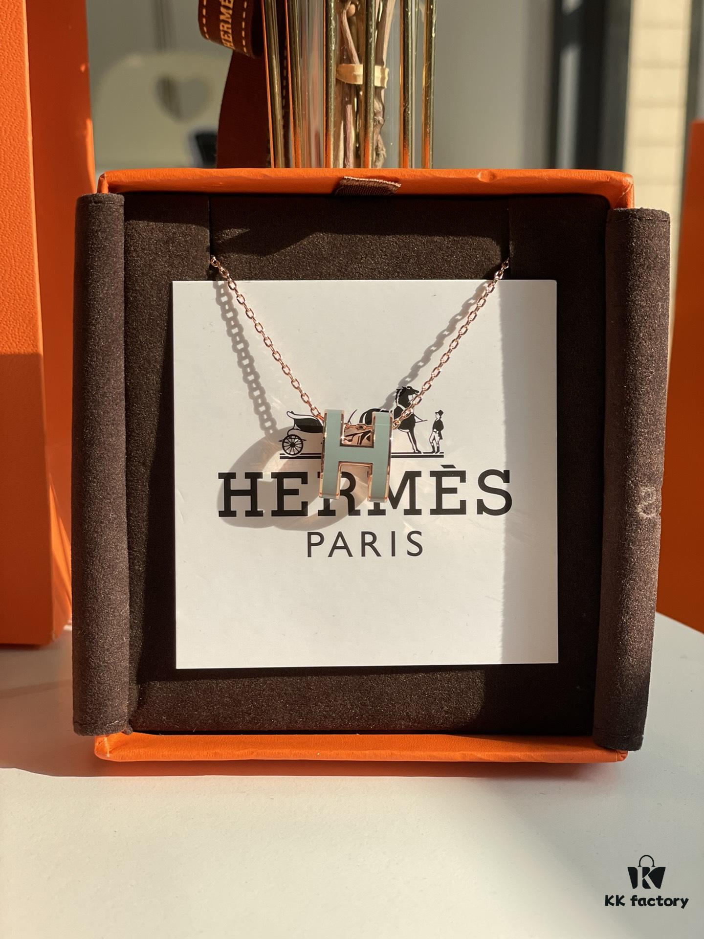 692fca1599f2d84055c891fe Hermes Overseas Points Member Gift HERMES | Pop H Collection ✨ Classic H Buckle, Timeless Design 🥰 Clear Engraving at Bottom, Rose Gold Elephant Grey Identity Strap, Points Card, Tags, Full Packaging