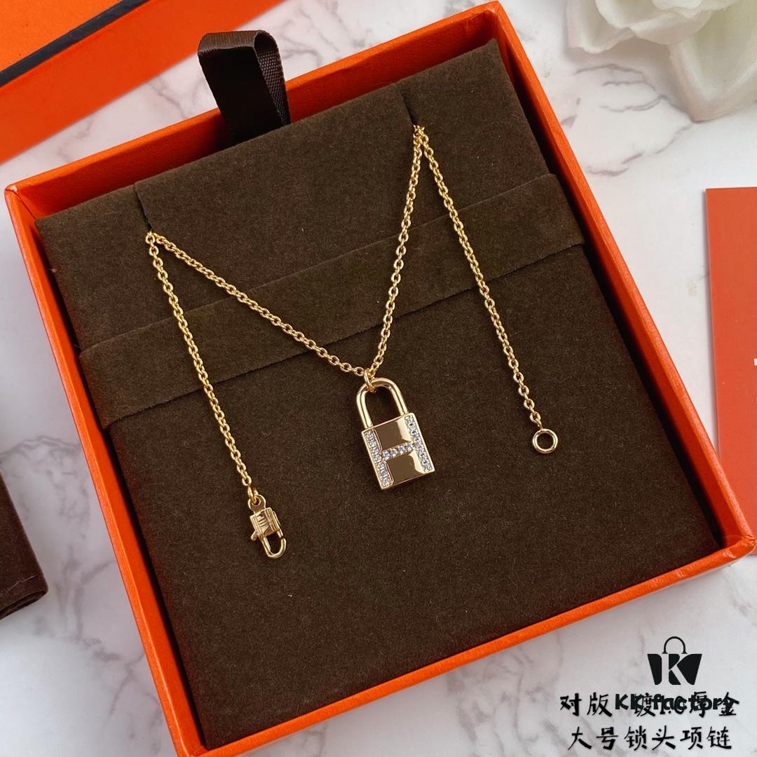 692fca4099f2d84055c89237 V Gold Thickened Version, Rose Gold. Premium Craftsmanship, Popular Style Among Influencers, Large H-Style Lock Necklace