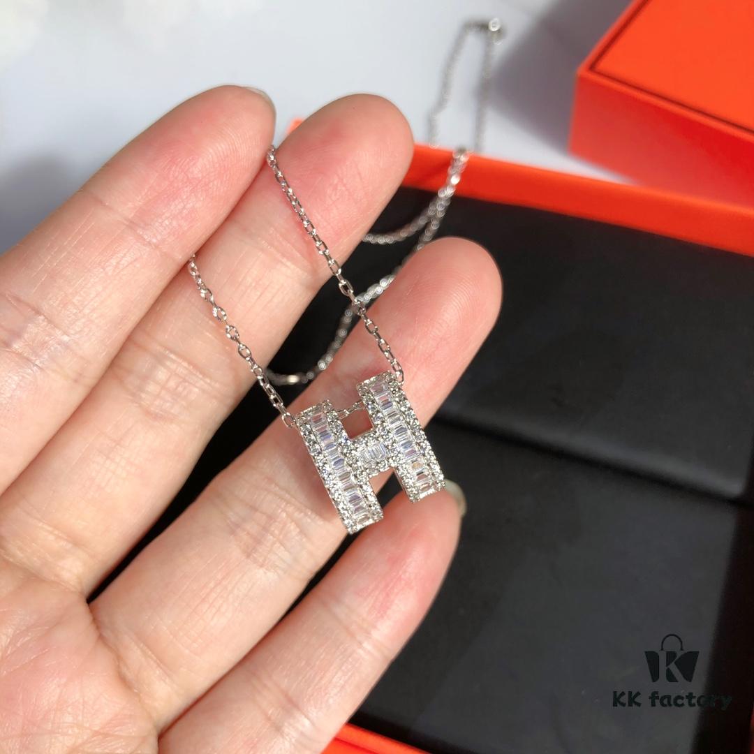 692fca4799f2d84055c89245 New Advanced Precision Edition Hermes Popular H Logo Full Diamond Necklace, High-Carbon Diamonds, 925 Sterling Silver Gold Plated with K-Gold Texture