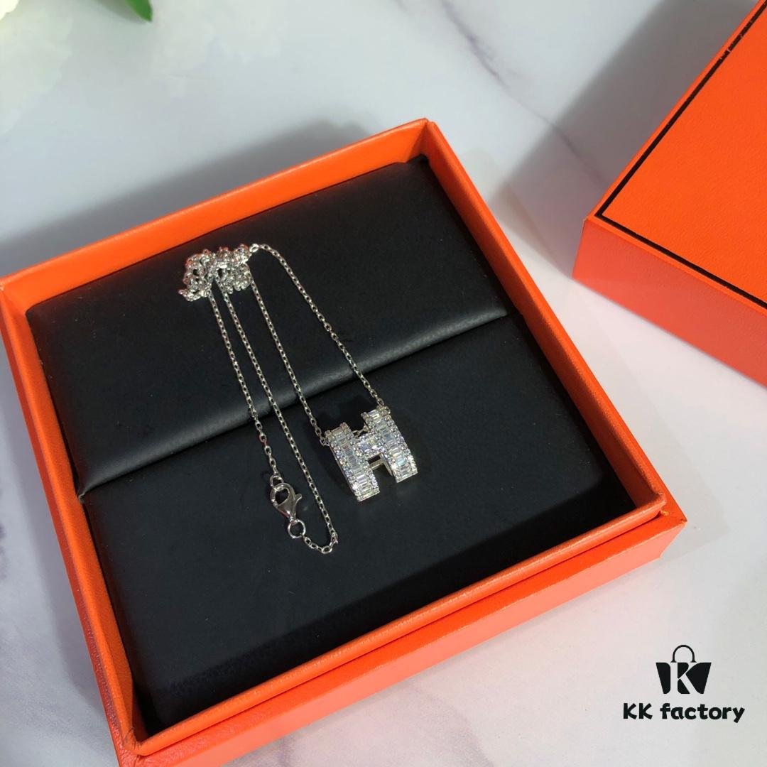 692fca4899f2d84055c89247 New Advanced Precision Edition Hermes Popular H Logo Full Diamond Necklace, High-Carbon Diamonds, 925 Sterling Silver Gold Plated with K-Gold Texture