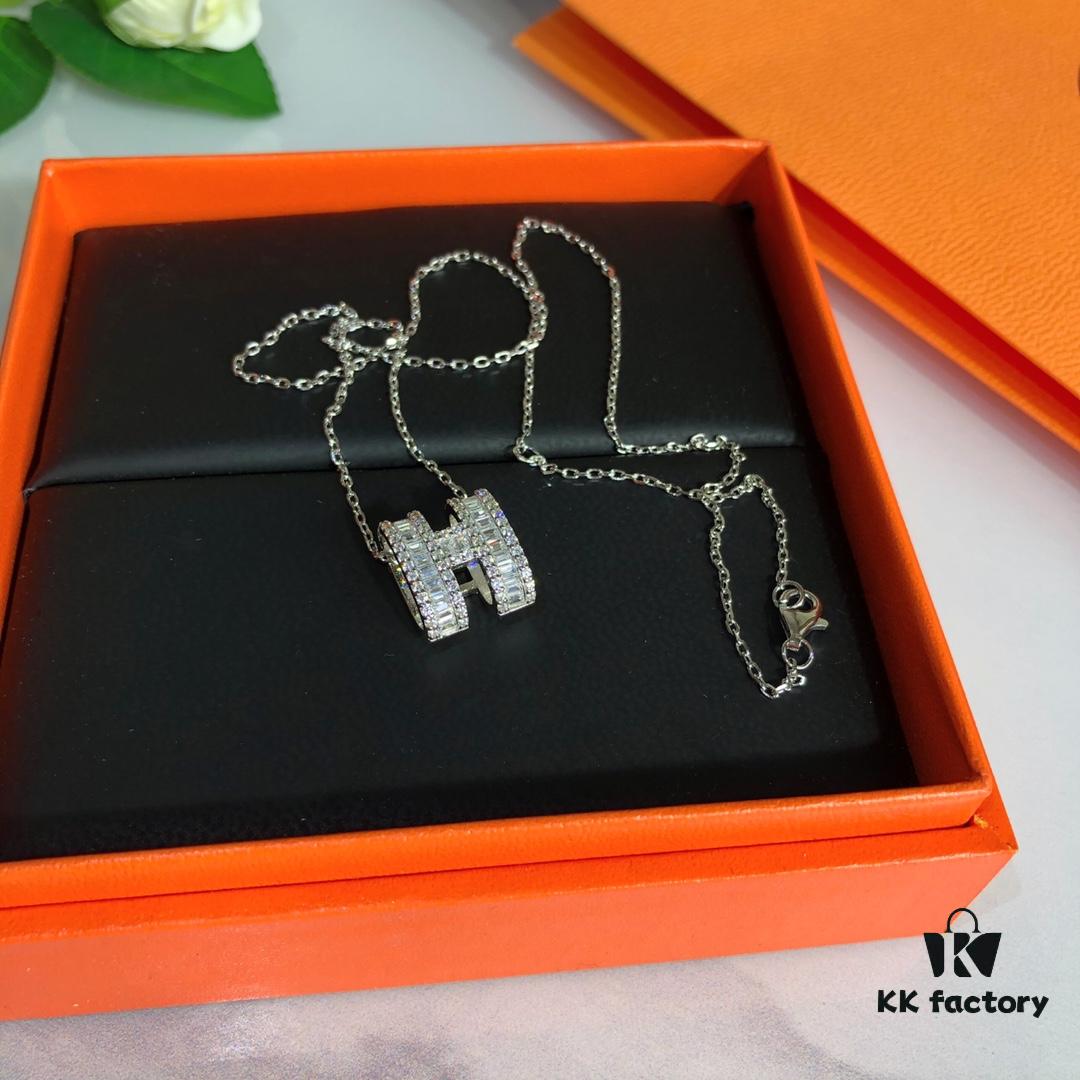 692fca4b99f2d84055c8924c New Advanced Precision Edition Hermes Popular H Logo Full Diamond Necklace, High-Carbon Diamonds, 925 Sterling Silver Gold Plated with K-Gold Texture