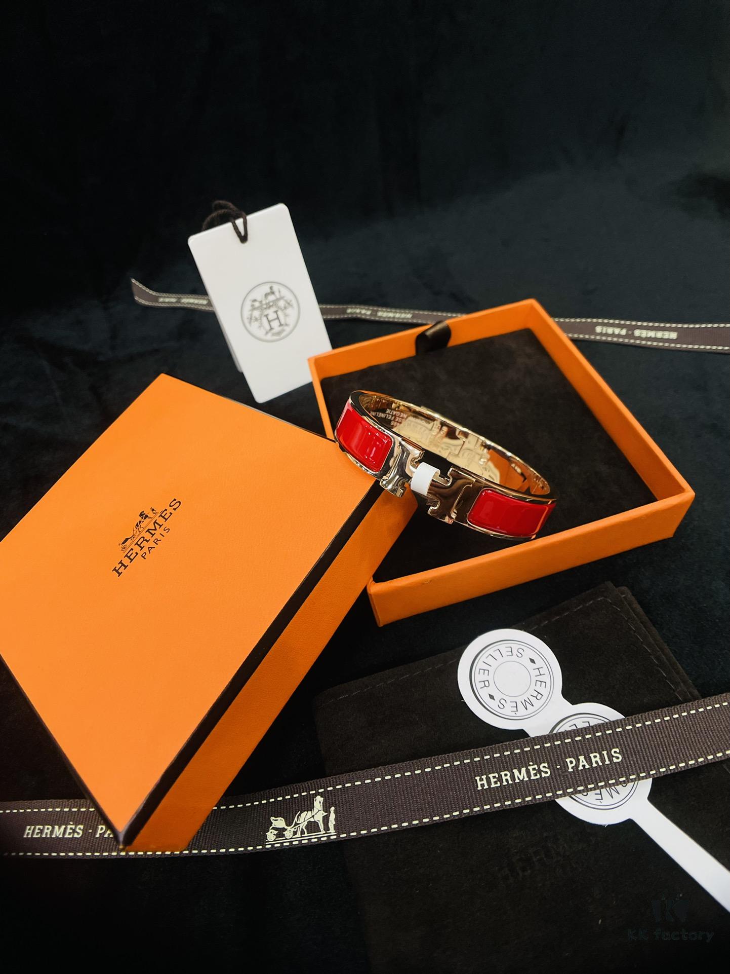 Hermès H Red