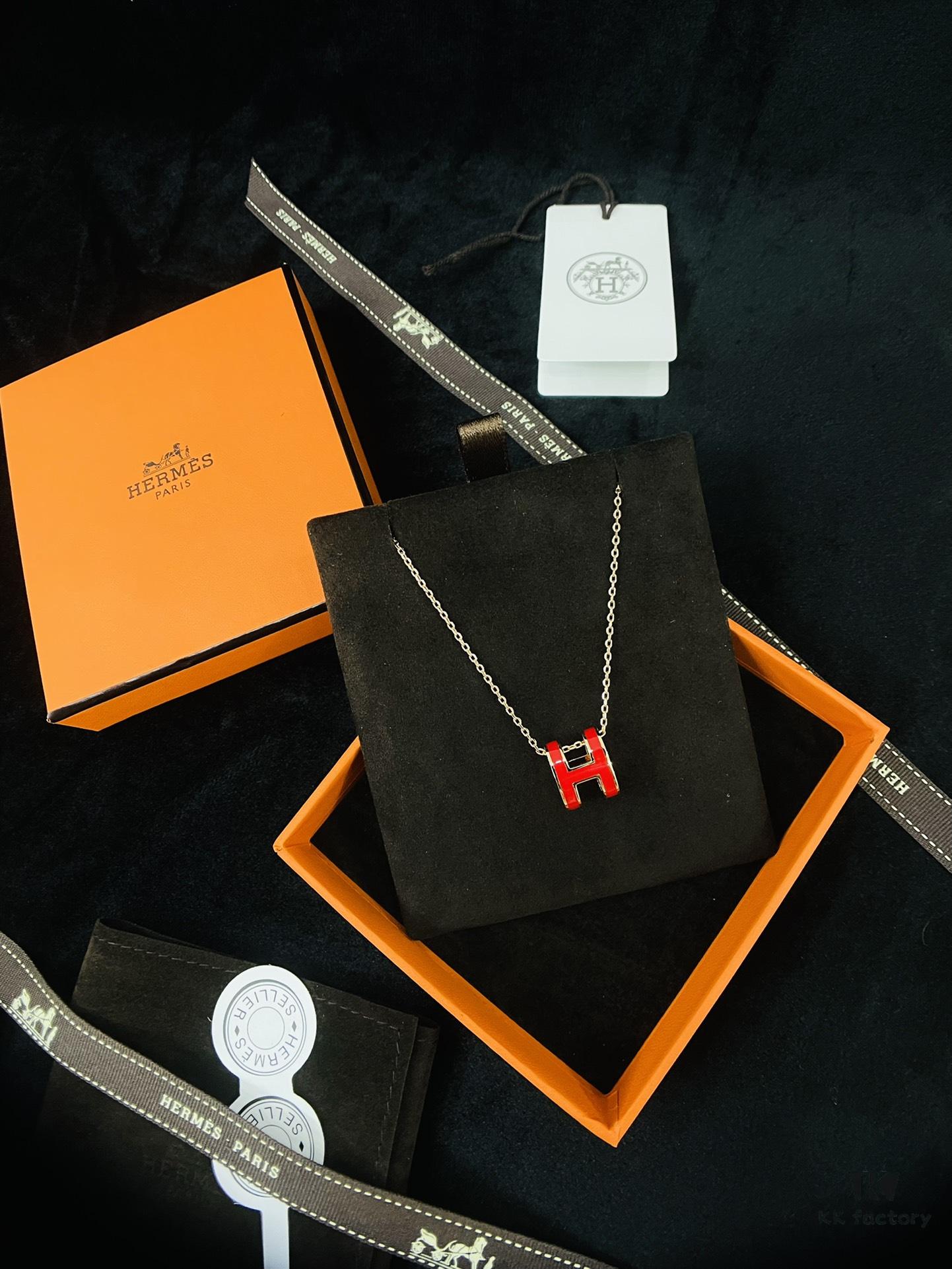 Hermès H Red