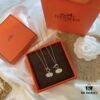 692fca8899f2d84055c892b1 Hermès 2021 New Arrival Popular Double-Sided Pig Nose Necklace 🐽 Platinum and Rose Gold Plated Couple Pendant Chain