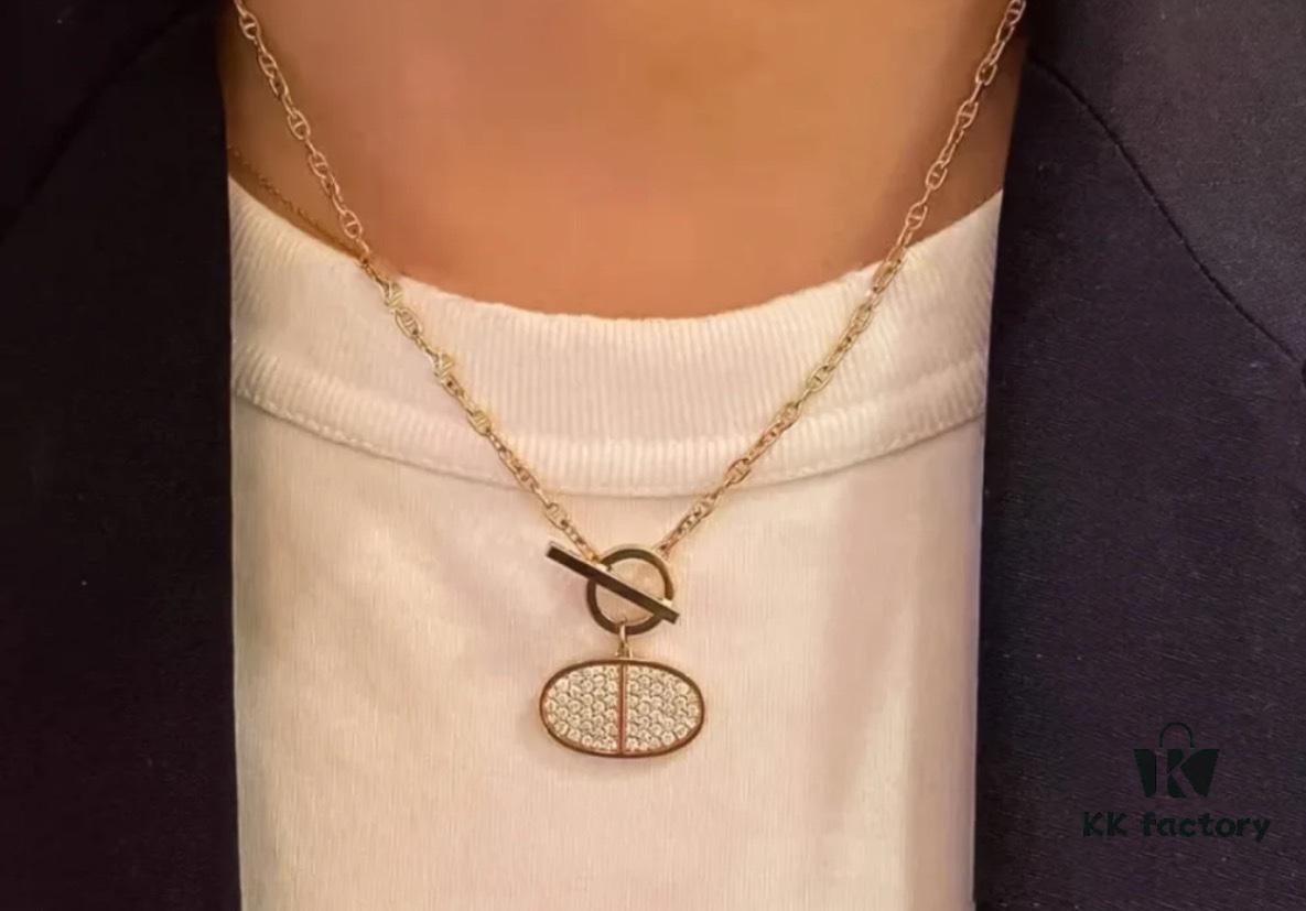 692fca8a99f2d84055c892b3 Hermès 2021 New Arrival Popular Double-Sided Pig Nose Necklace 🐽 Platinum and Rose Gold Plated Couple Pendant Chain