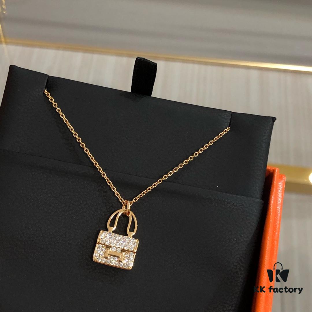 692fca9c99f2d84055c892cf 2021 Latest Version Hermes Kelly Chain Necklace, Z-Premium Custom Grade with 0.5 Micron Thick Gold Plating, Perfectly Polished 360-Degree Finish, Authentic Engraving, Miniature Design for Ultimate Elegance