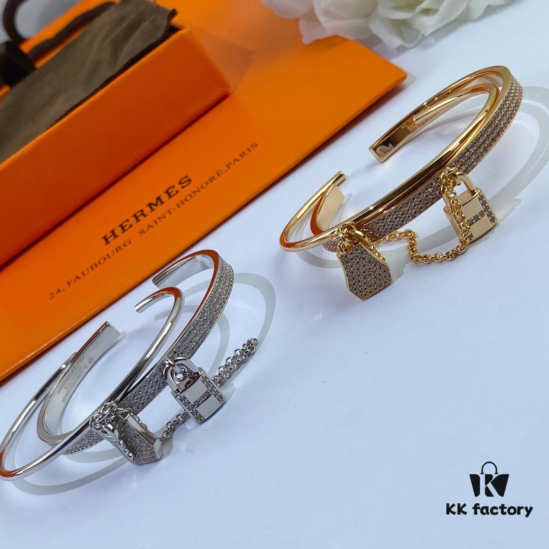 692fca9f99f2d84055c892d8 V Gold Material Thickened Version, Rose Gold and White Gold Color, Premium Craftsmanship Edition, Hermes Two-in-One Lock Bracelet, High-Carbon Diamonds, 1:1 Super Precision