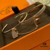 692fcaa299f2d84055c892dd V Gold Material Thickened Version, Rose Gold and White Gold Color, Premium Craftsmanship Edition, Hermes Two-in-One Lock Bracelet, High-Carbon Diamonds, 1:1 Super Precision