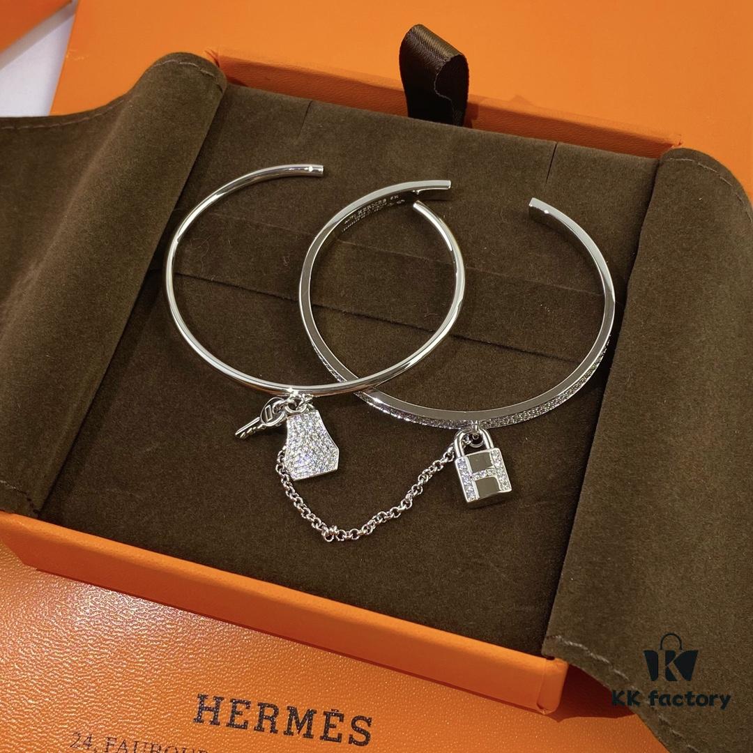 692fcaa499f2d84055c892e3 V Gold Material Thickened Version, Rose Gold and White Gold Color, Premium Craftsmanship Edition, Hermes Two-in-One Lock Bracelet, High-Carbon Diamonds, 1:1 Super Precision
