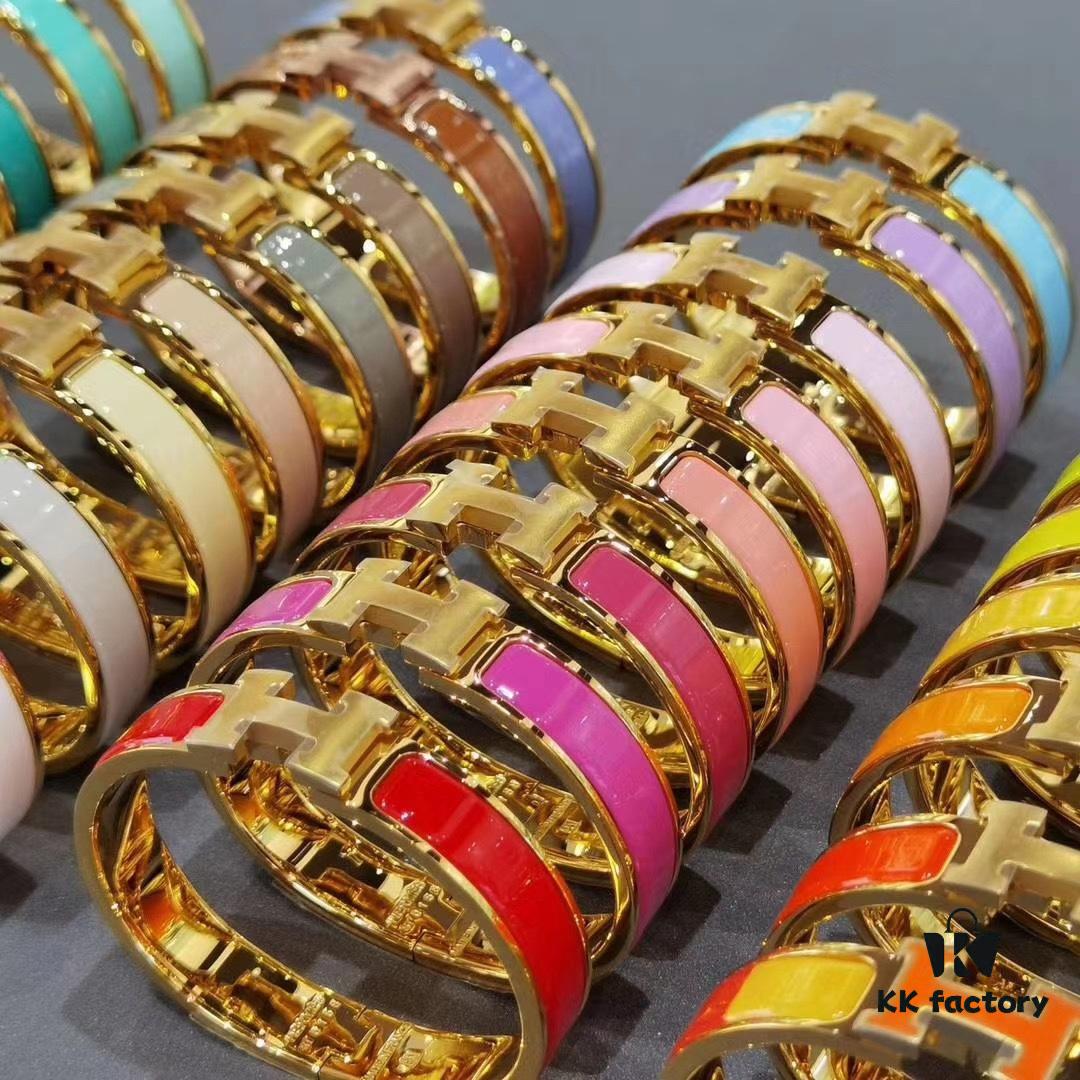 Myriad Colors Always Convey Affection – Enter the World of Hermès