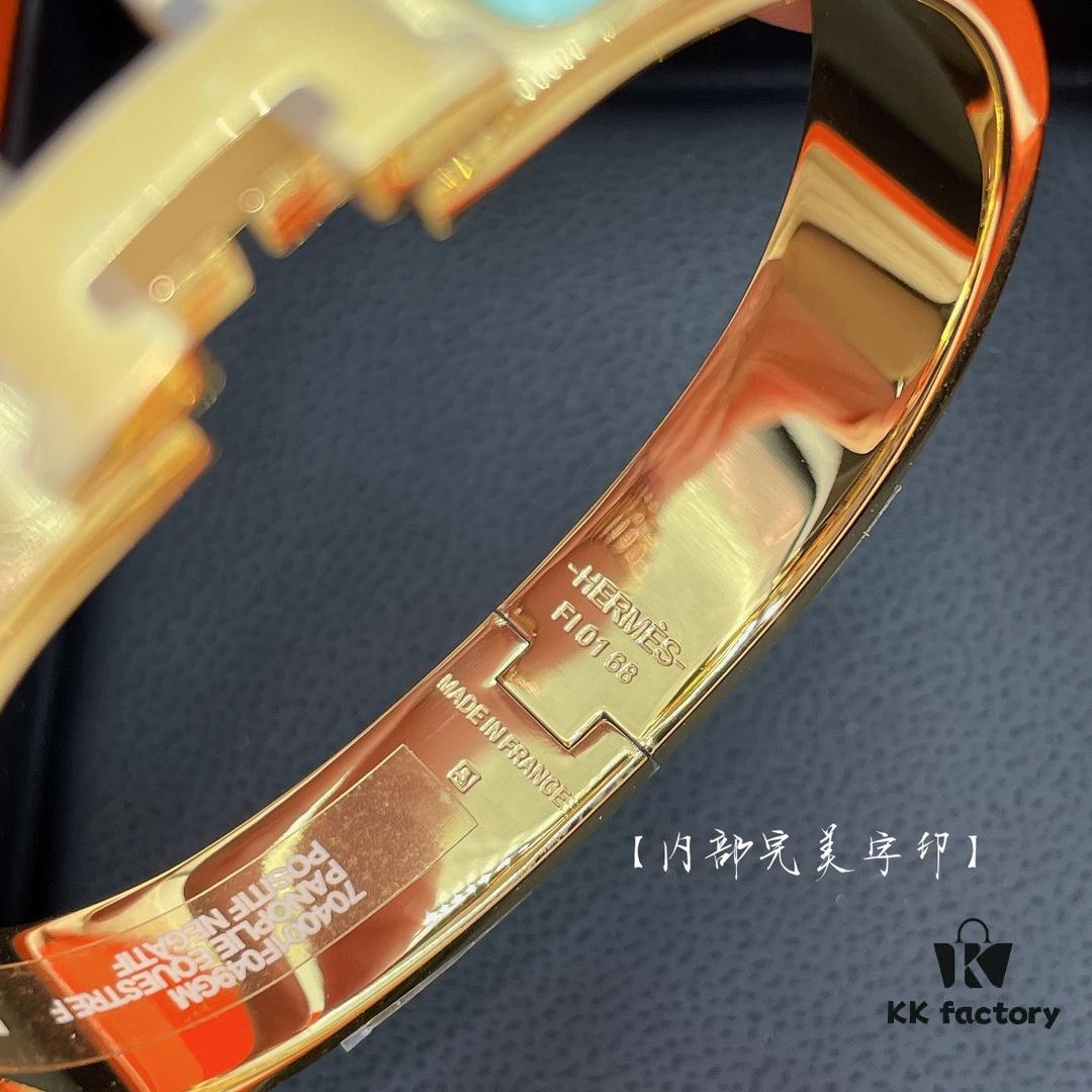 692fcaaf99f2d84055c892fc Hermes High-Replica H Bracelet, A Timeless Classic