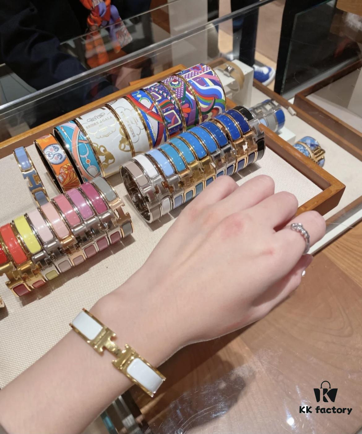 692fcab299f2d84055c89300 Hermes High-Replica H Bracelet, A Timeless Classic