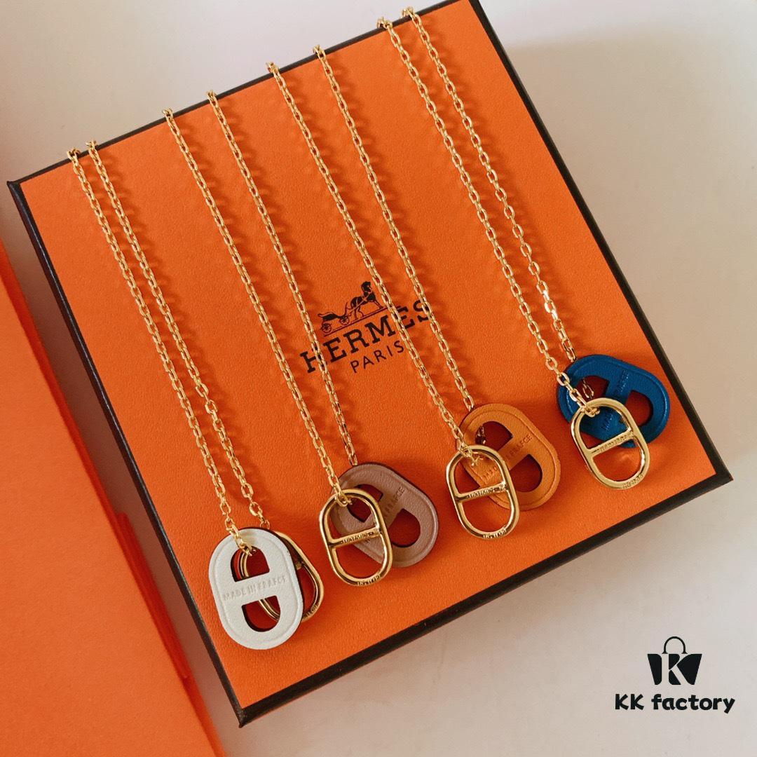 692fcabc99f2d84055c89318 Hermes Calfskin Pig-Nose Double Ring Necklace / Earrings