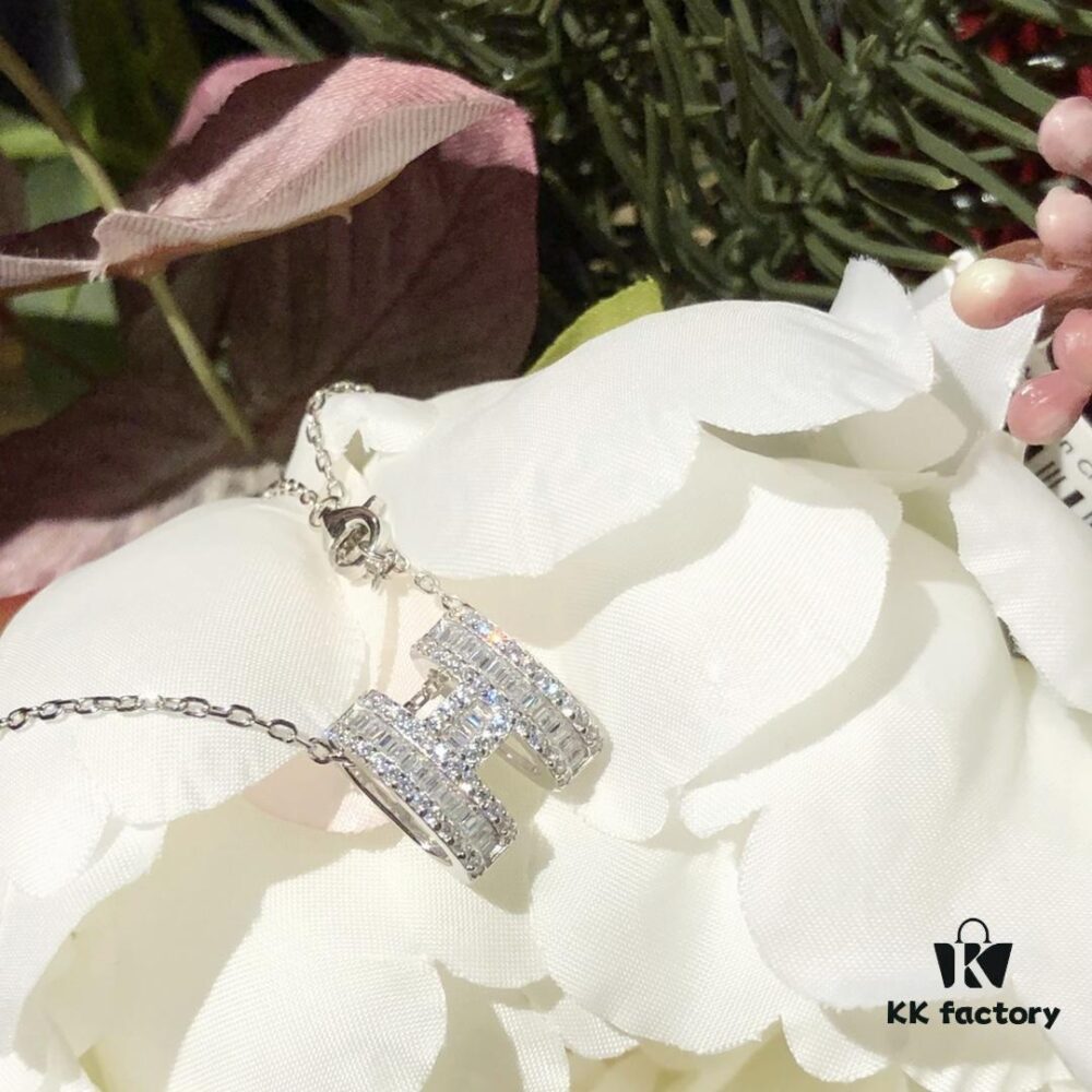 692fcac099f2d84055c8931b Top-tier Hermes-inspired Diamond-Paved 'H' Necklace, 925 Sterling Silver with Precision CNC Craftsmanship and Exquisite Stone Inlay