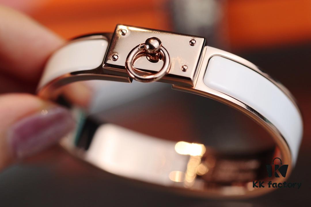 692fcad499f2d84055c89341 New Arrival Hermes-Inspired Enamel Bangle Bracelet with H Lock Clasp