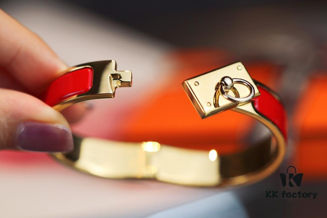 692fcadd99f2d84055c89353 New Arrival Hermes-Inspired Enamel Bangle Bracelet with H Lock Design