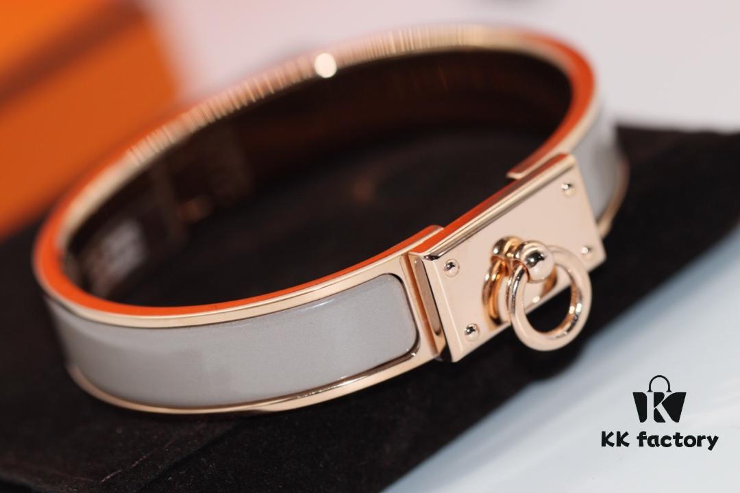 692fcae099f2d84055c89358 New Arrival Hermes-Inspired Enamel Bangle Bracelet with H Lock Clasp, Authentic Cloisonné Craftsmanship, 1μ Gold Plating, Lightweight Design at 36g