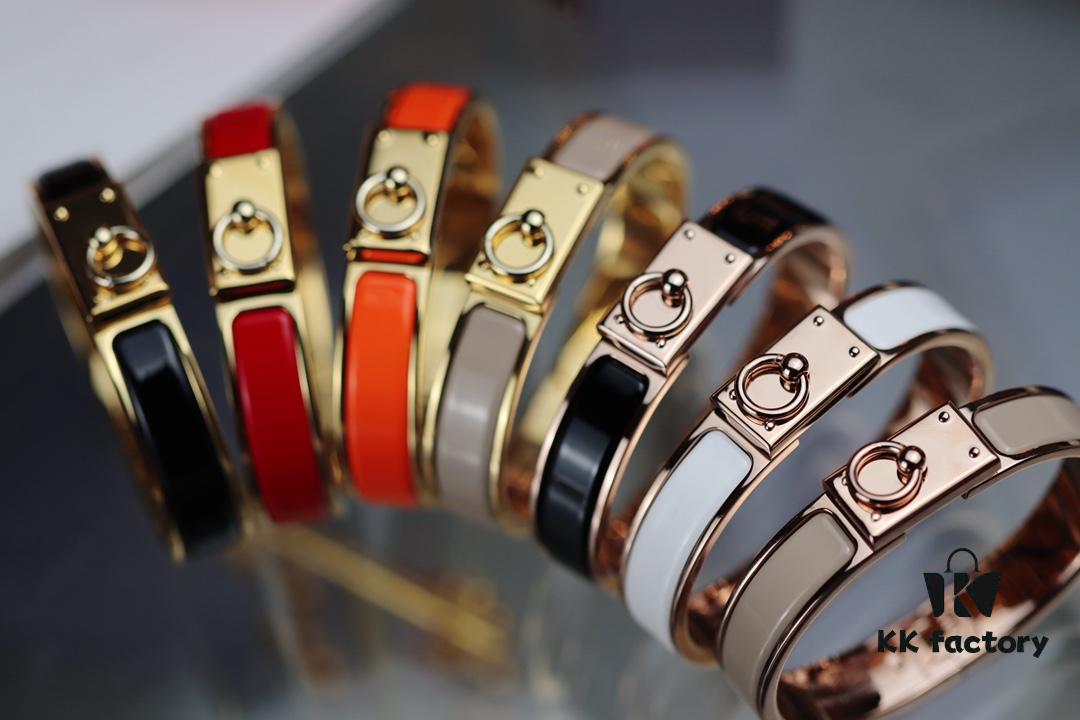 692fcae199f2d84055c8935b New Arrival Hermès-Inspired Clics Enamel Bracelet – H Lock & Ring Design, Genuine Enamel, 1-Micron Gold Plating, Lightweight at 36g