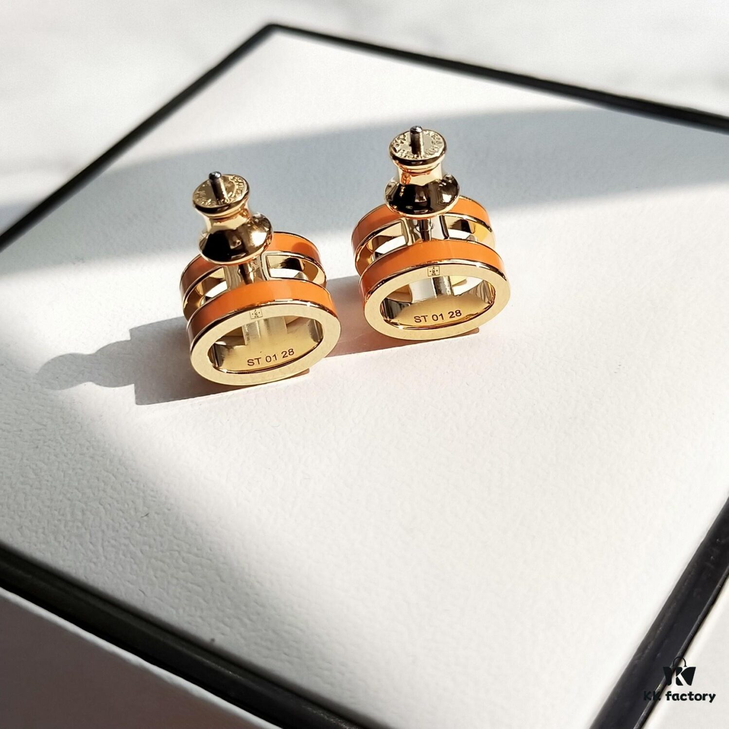 692fcb0099f2d84055c8938f Hermes Pop Platinum-Edged H Enamel Stud Earrings with Authenticity Mark on Back – Latest Classic Enamel Design, Real Photo Details