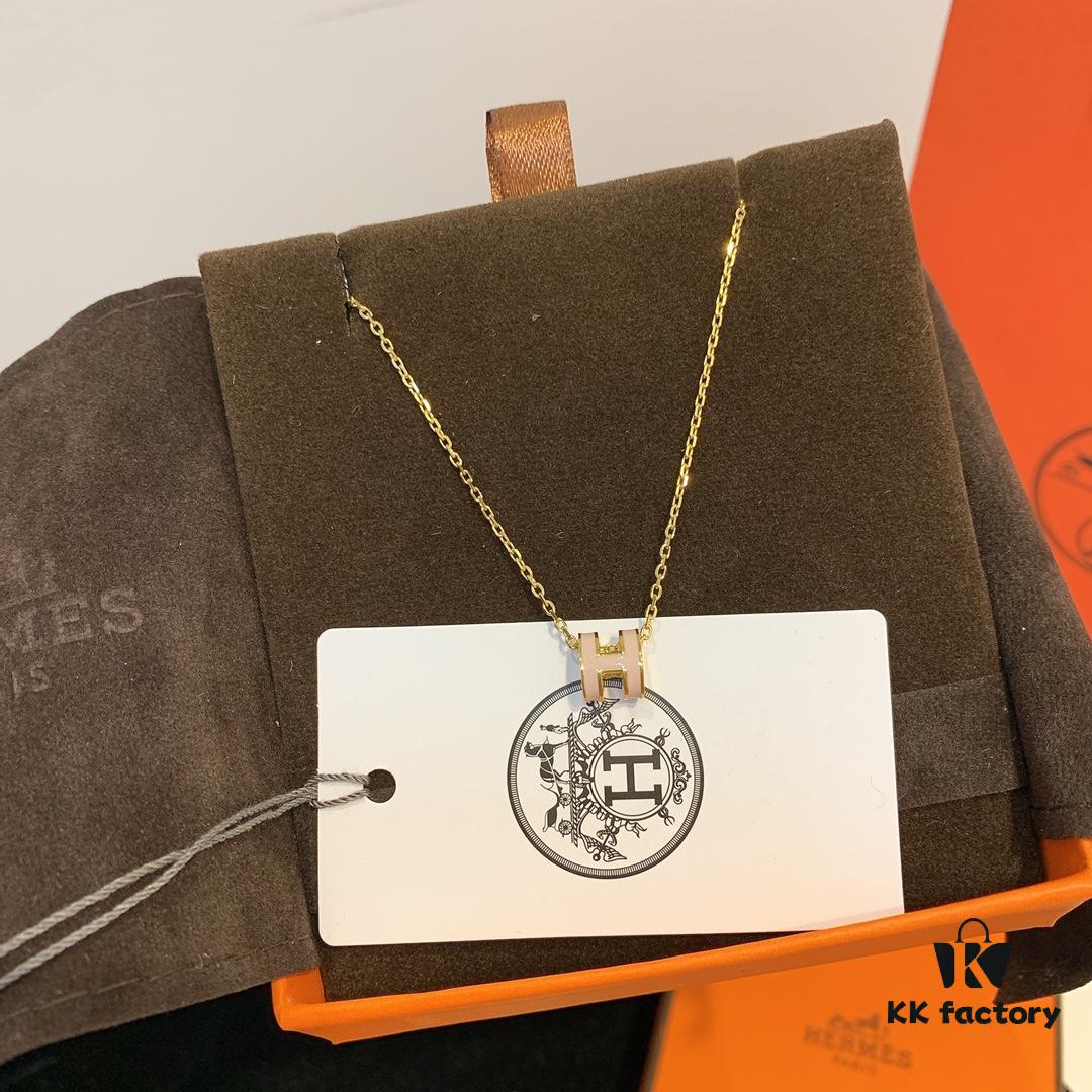 Summer Essential! The Hermes Mini Style is Absolutely Amazing!