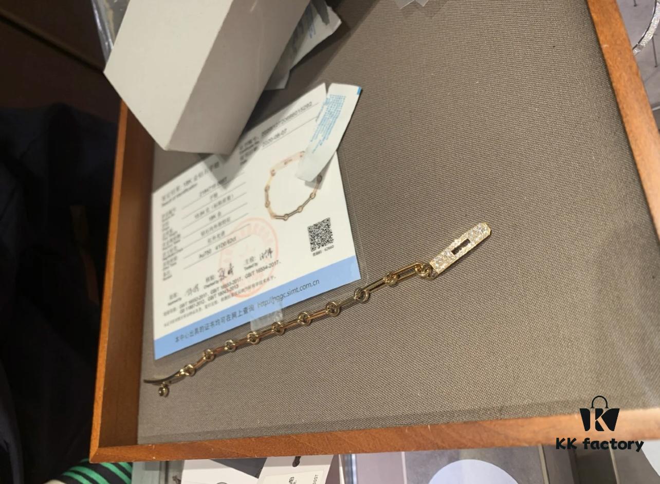 692fcb2c99f2d84055c893e4 Hermesss Kelly Hermes Diamond Bracelet
