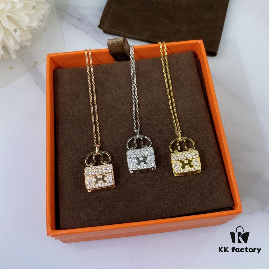 692fcb2f99f2d84055c893eb Kaige Same Style Classic Kelly Original Hermes Bag Pendant, High-End Custom 925 Sterling Silver Gold-Plated Diamond-Inlaid Necklace, One Side Fully Set with Diamonds and the Other with Logo