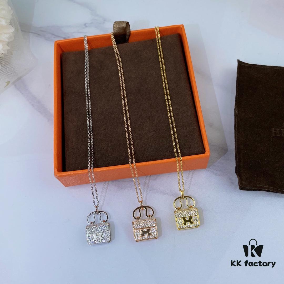 692fcb2f99f2d84055c893ed Kaige Same Style Classic Kelly Original Hermes Bag Pendant, High-End Custom 925 Sterling Silver Gold-Plated Diamond-Inlaid Necklace, One Side Fully Set with Diamonds and the Other with Logo