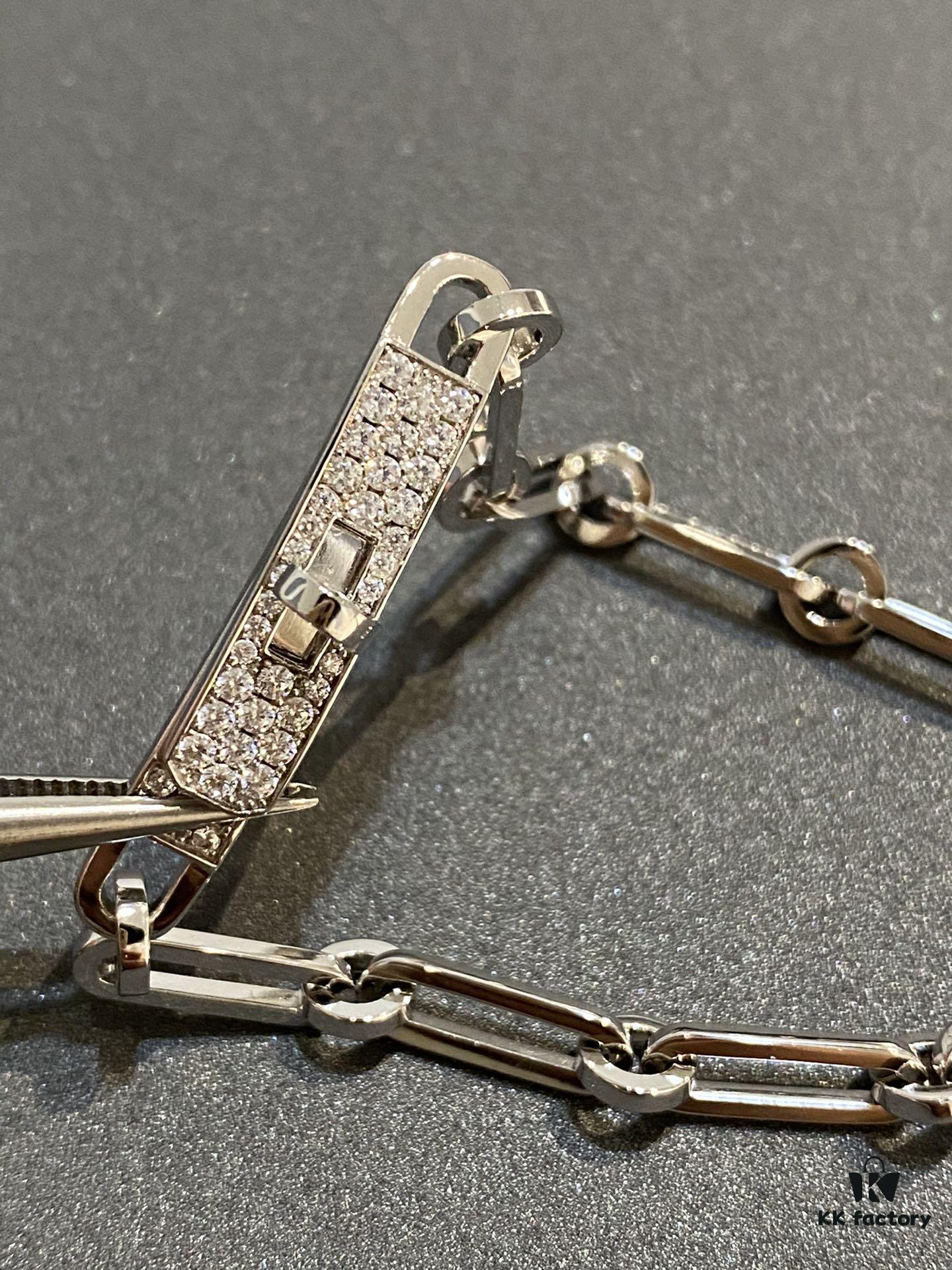 Hermes New Kelly Chaine Square Openwork Bracelet