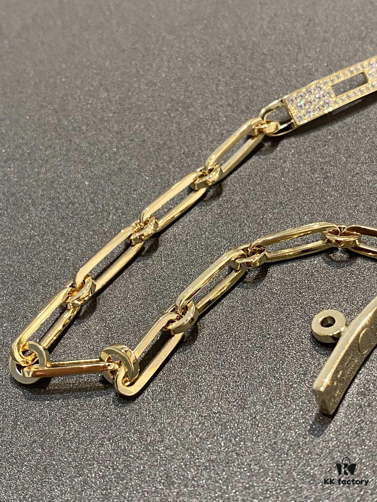 Hermes New Kelly Chaine Square Openwork Bracelet