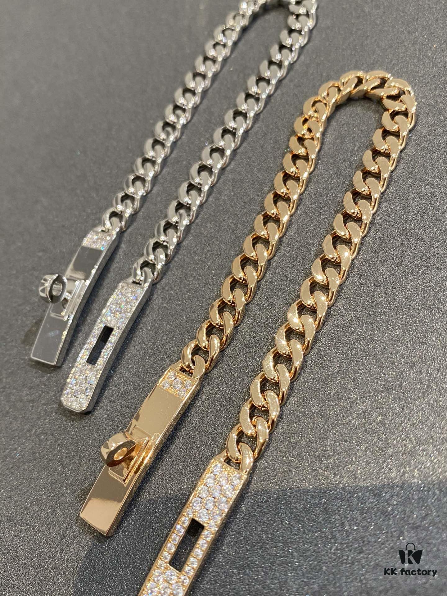 692fcb4699f2d84055c89414 Hermes New Kelly Collection Jewelry, Kelly Gourmette Bracelet with Cuban Chain, Wide Trendy Design, Diamond Clasp with Thick Chain, Exuding Luxury and Elegance