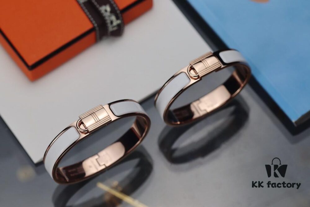 692fcb4699f2d84055c89415 2020 New Arrival Couple's Hermes-style Bracelet in ML Size
