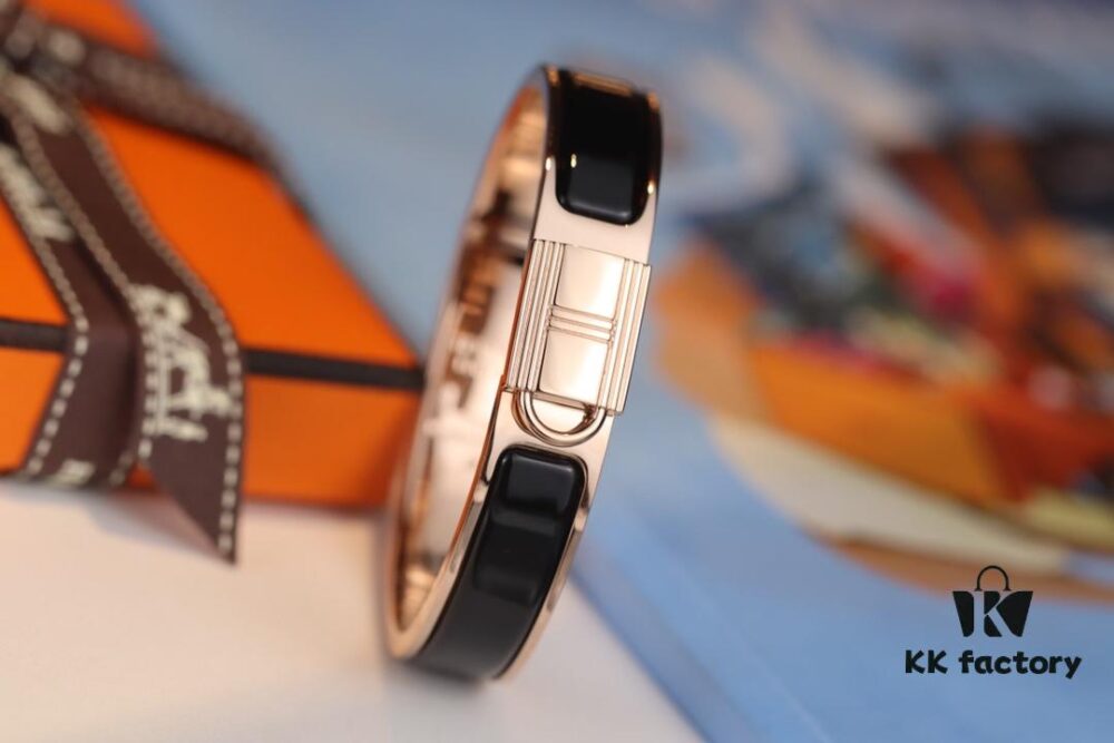 692fcb5599f2d84055c89432 New Arrival Hermès-style Bracelet