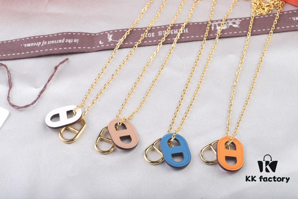 692fcb6099f2d84055c89449 OMaillon Series Calfskin Necklace