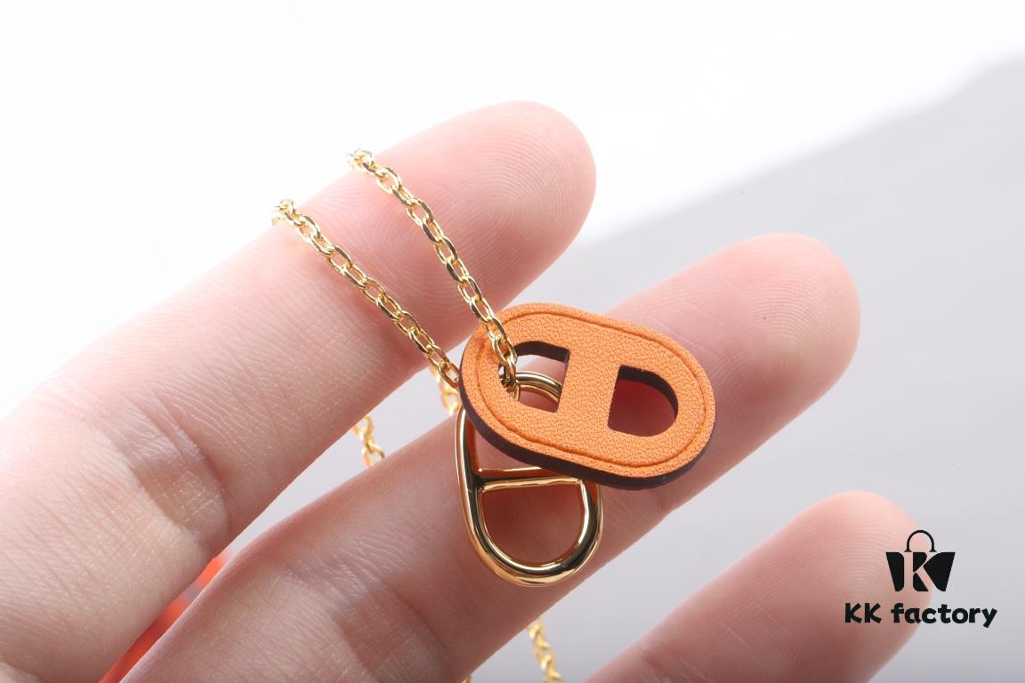 692fcb6199f2d84055c8944d OMaillon Series Calfskin Necklace