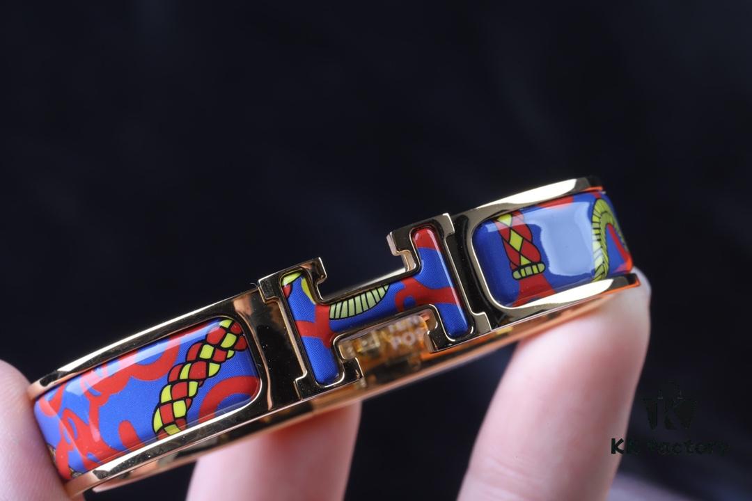 692fcb6499f2d84055c89453 H New Arrival Bracelet in Heart-Stealing Colors ❤️🧡💛💚💙💜