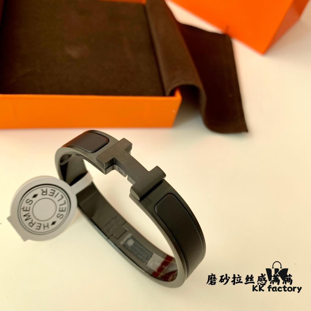 692fcb6c99f2d84055c89464 Hermes H Matte Black Sandblasted Black Warrior H Bracelet
