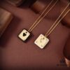 Hermes High-End Elegant Playing Card Pendant Necklace, Most Attractive Classic Design, Exquisite and Premium, Not Your Average Mass-Market Cheap Item, Ultimate in Style and Texture, Instantly Recognizable at First Glance