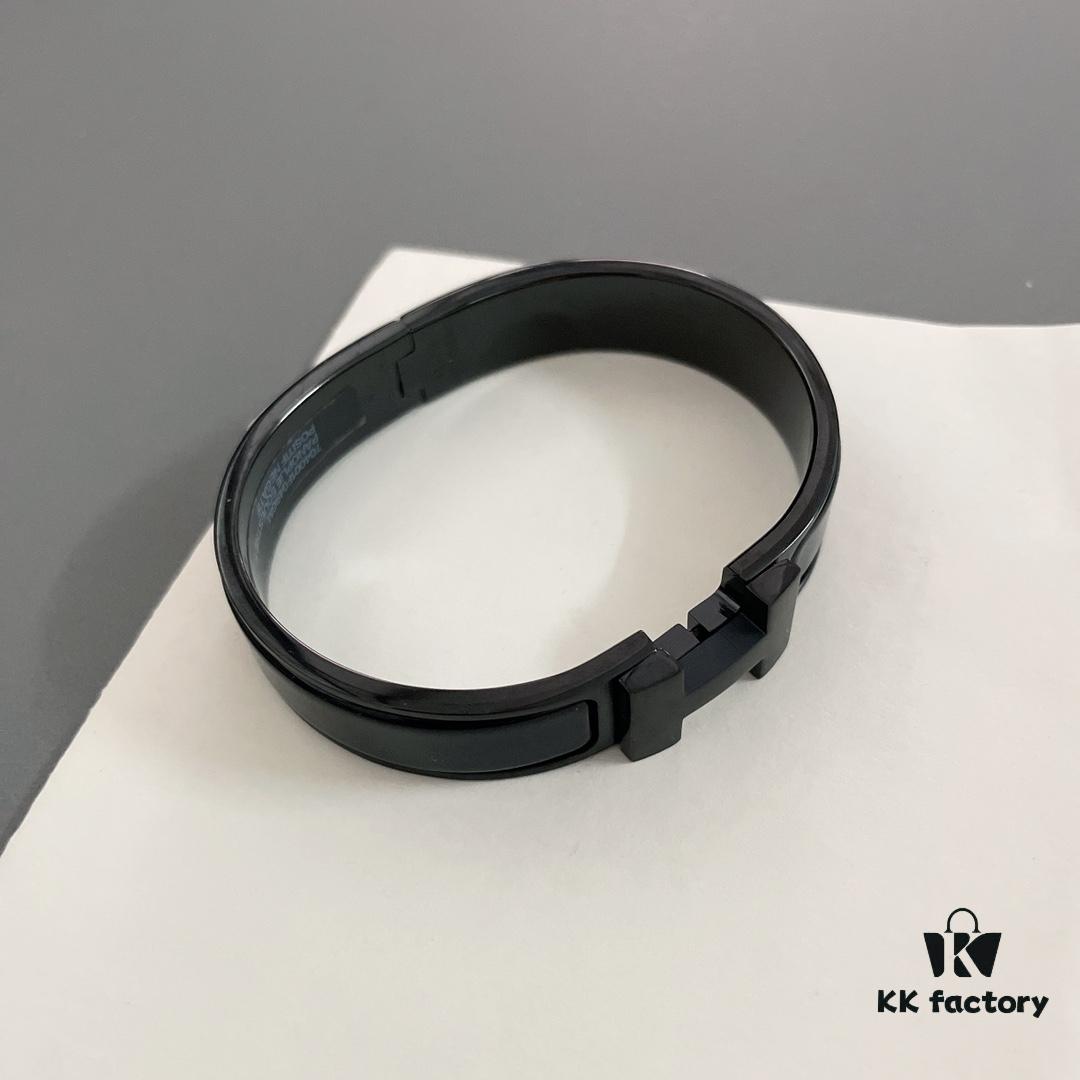692fcb9299f2d84055c894a1 H Black Enamel Bracelet ❤️ Best Couple's Style, Sizes 17/19 Available ❤️ Z Enamel Craftsmanship, Brushed Metal Finish, Elegant and Stylish!
