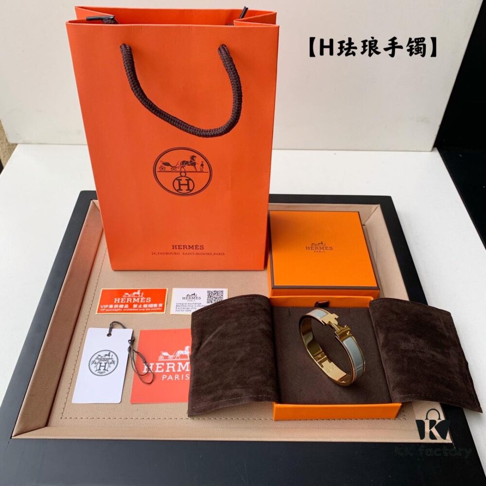692fcb9899f2d84055c894ad Classic H Enamel Bracelet