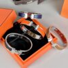 692fcbd299f2d84055c89522 Hermès New Arrival Bracelet, Authentic-Like Inner Circle Label Sticker, Proxy Purchase Version 😎 Herme*CLIC Enamel H Bracelet, Stylish and Versatile Look ❤ Perfect for Couples 👨🏻💏🌸
